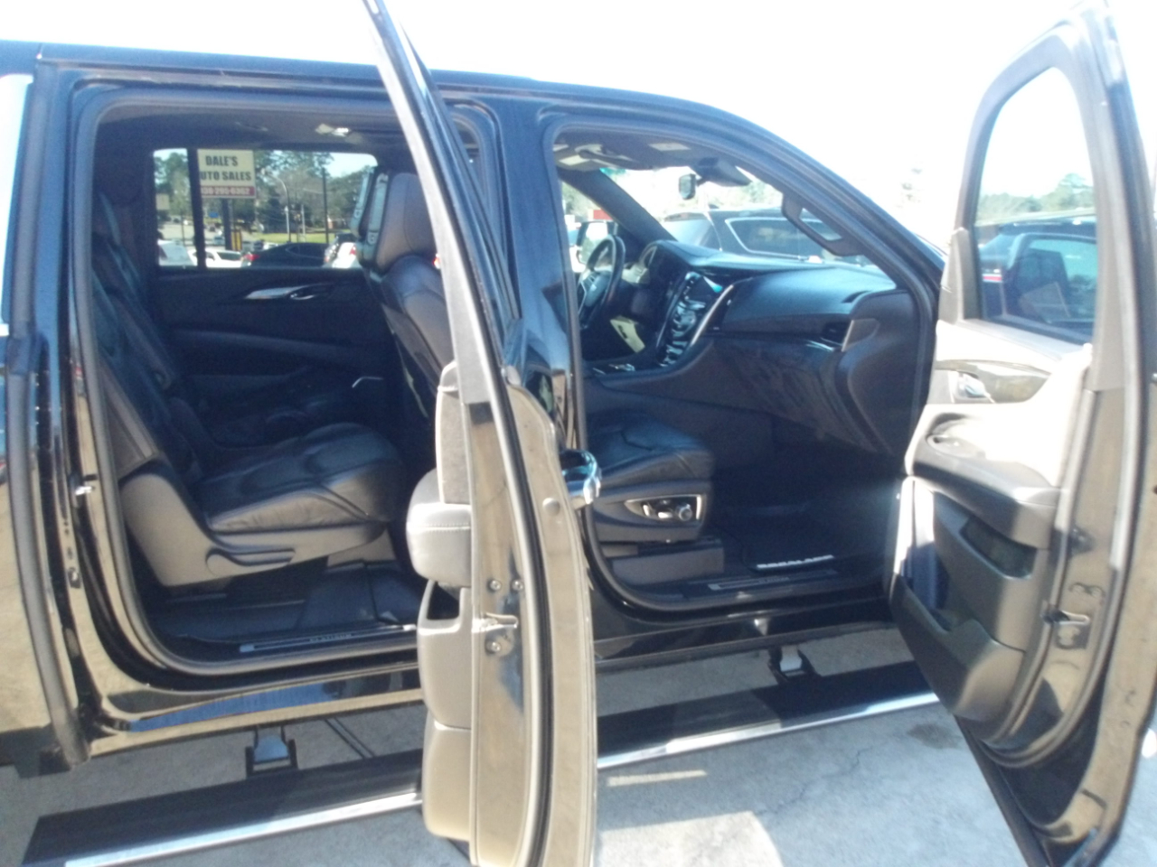 Cadillac Escalade ESV 2WD 4dr Platinum 2016