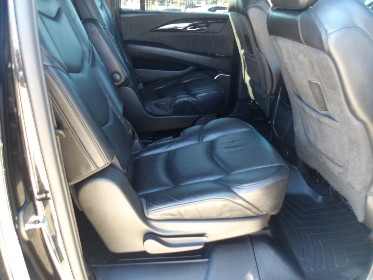 Cadillac Escalade ESV 2WD 4dr Platinum 2016