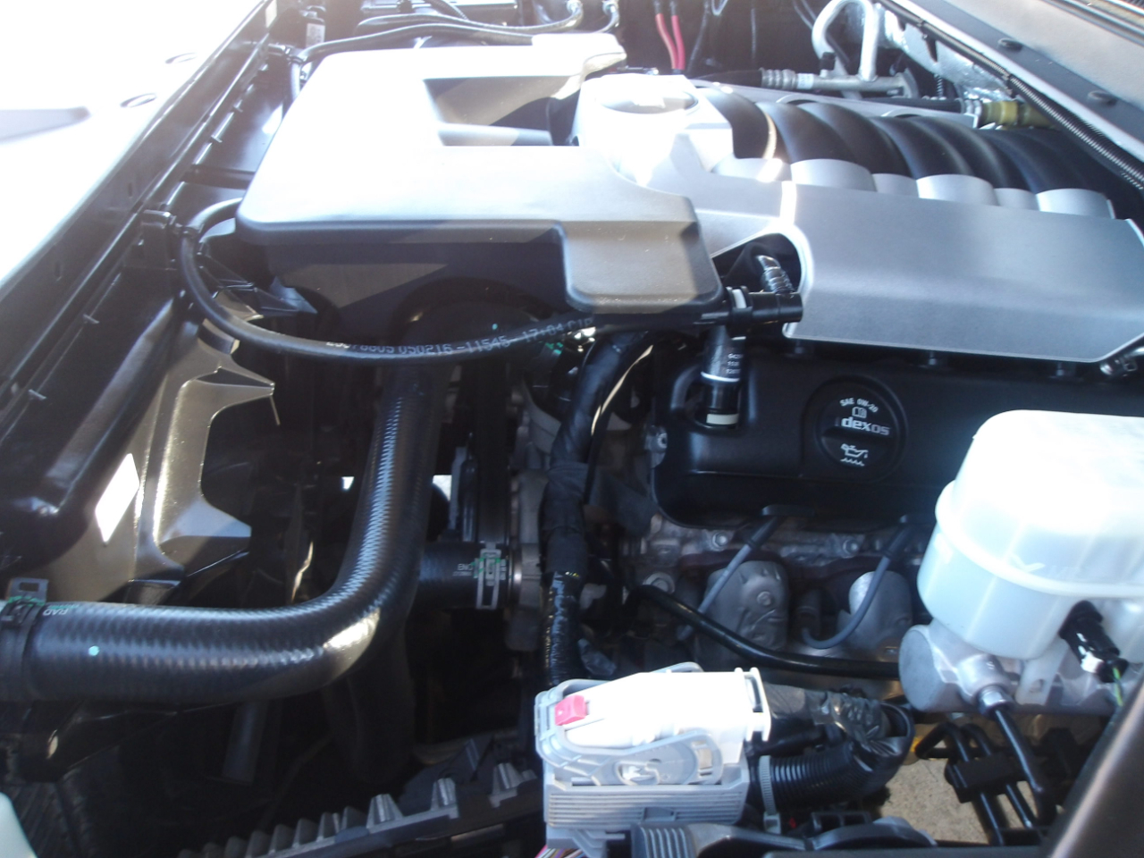 Cadillac Escalade ESV 2WD 4dr Platinum 2016