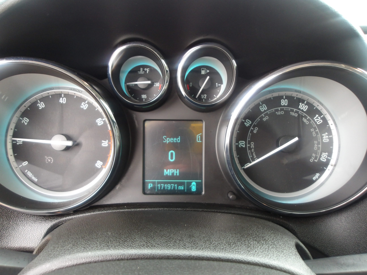 Buick Verano 4dr Sdn Convenience Group 2013