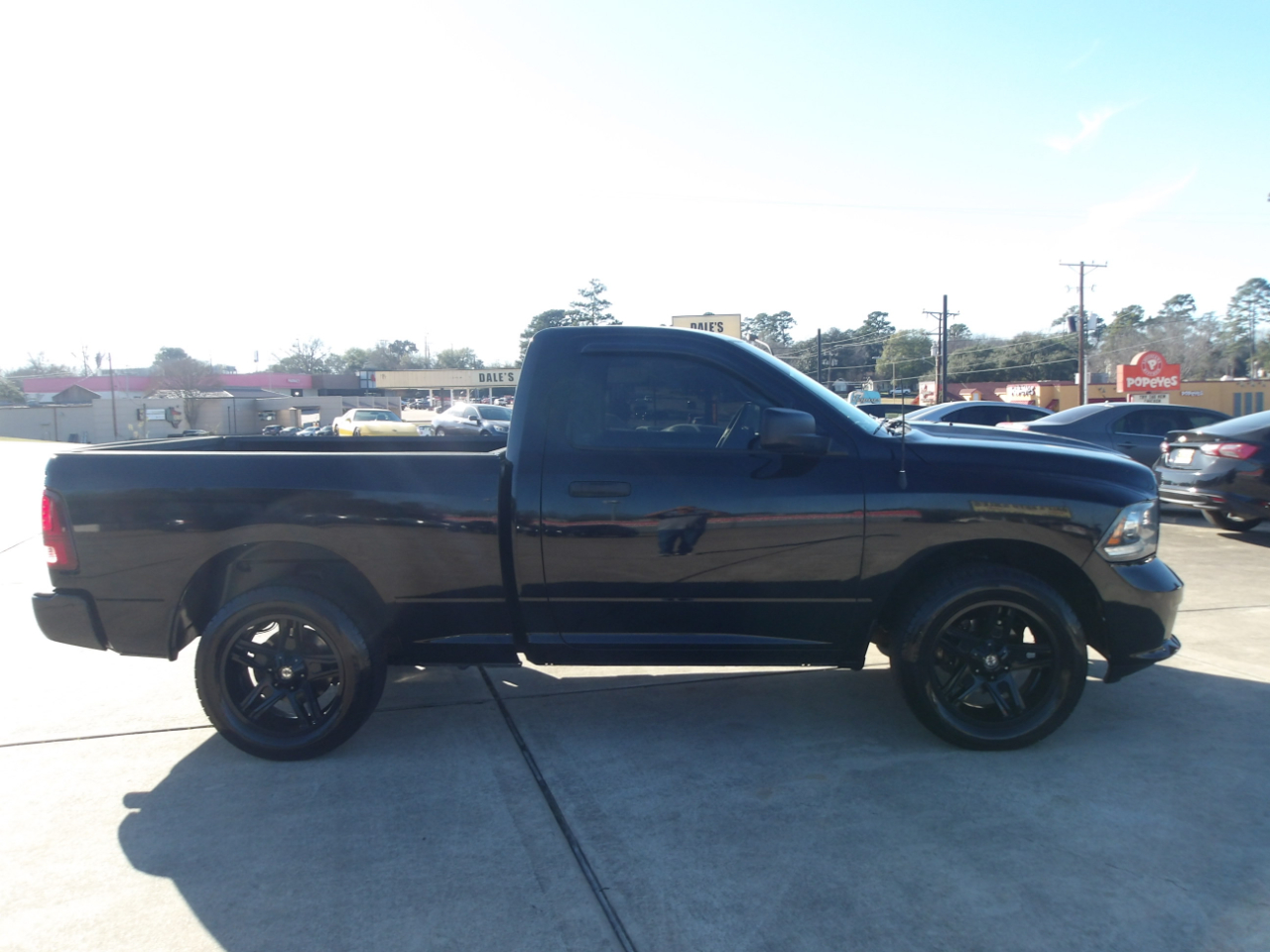 RAM 1500 2WD Reg Cab 120.5" Express 2014