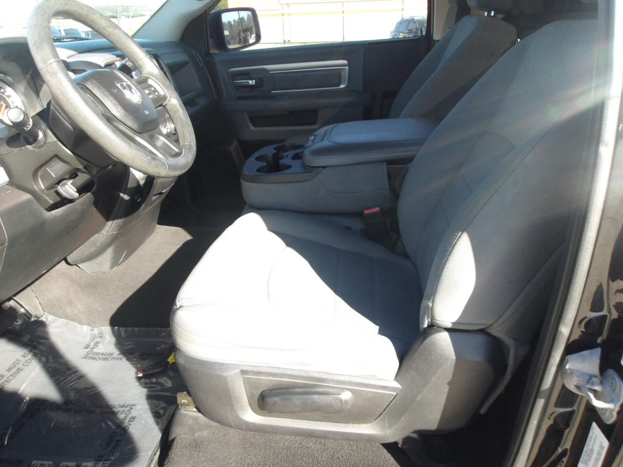 RAM 1500 2WD Reg Cab 120.5" Express 2014