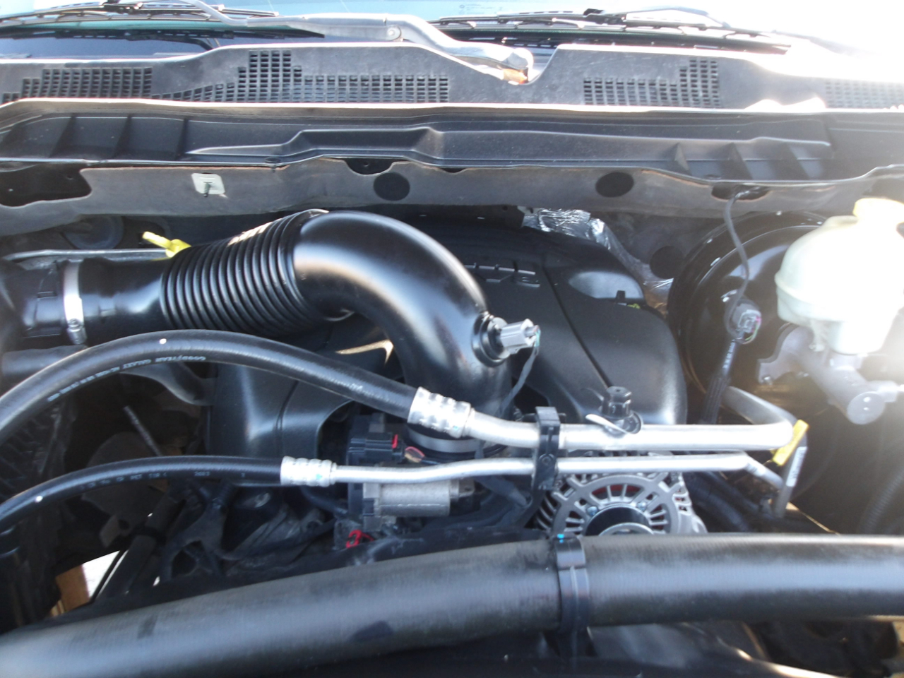 RAM 1500 2WD Reg Cab 120.5" Express 2014