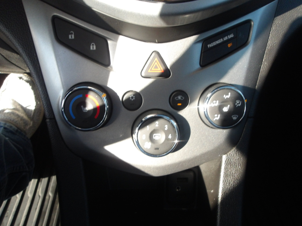 Chevrolet Sonic 4dr Sdn LT 2020