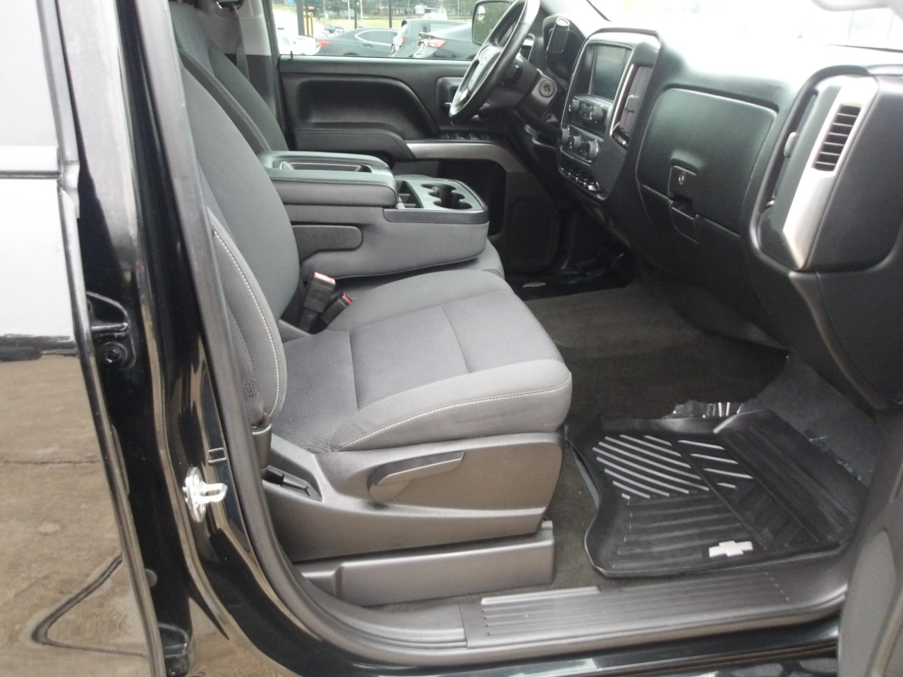 Chevrolet Silverado 1500 2WD Crew Cab 143.5" LT w/1LT 2017