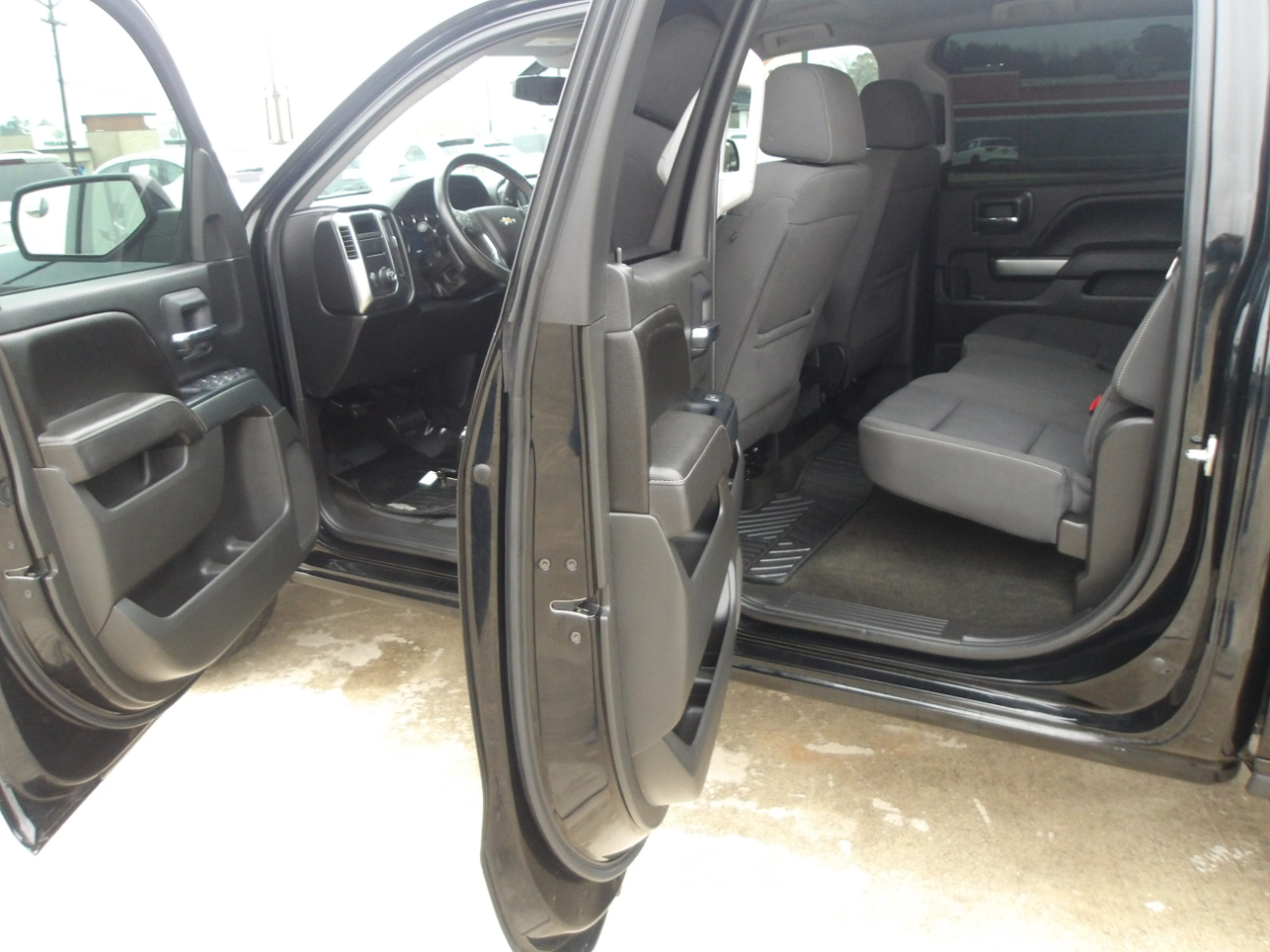 Chevrolet Silverado 1500 2WD Crew Cab 143.5" LT w/1LT 2017