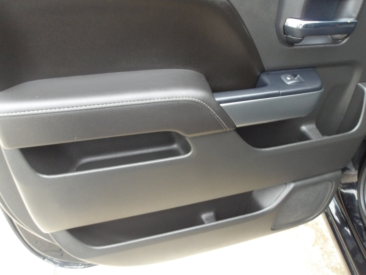 Chevrolet Silverado 1500 2WD Crew Cab 143.5" LT w/1LT 2017