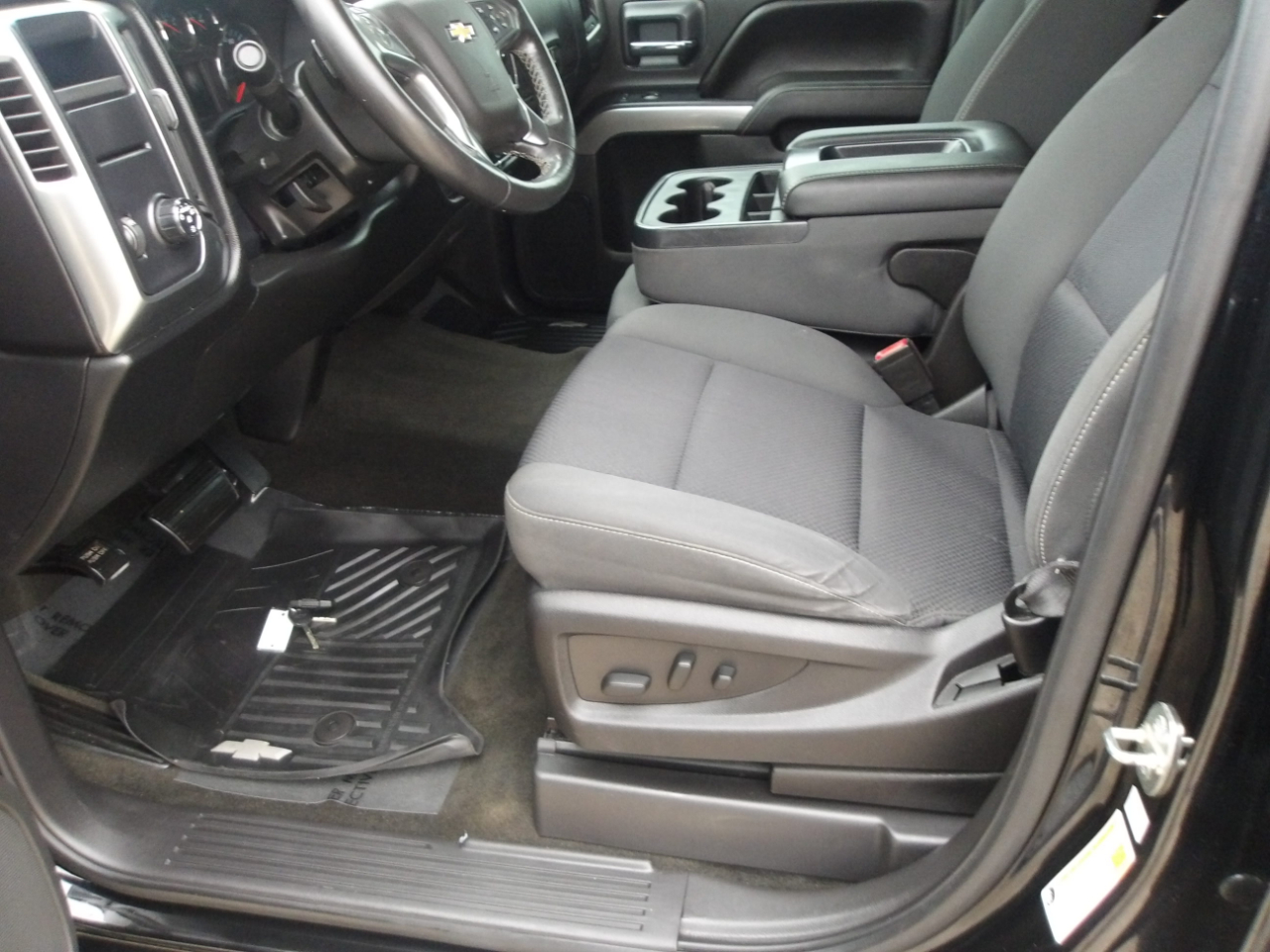 Chevrolet Silverado 1500 2WD Crew Cab 143.5" LT w/1LT 2017