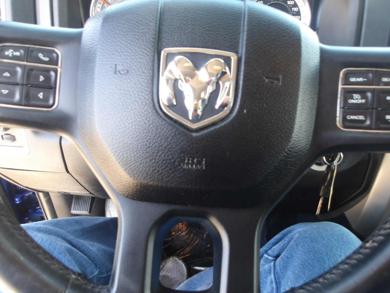 RAM 1500 2WD Crew Cab 140.5" Lone Star 2016