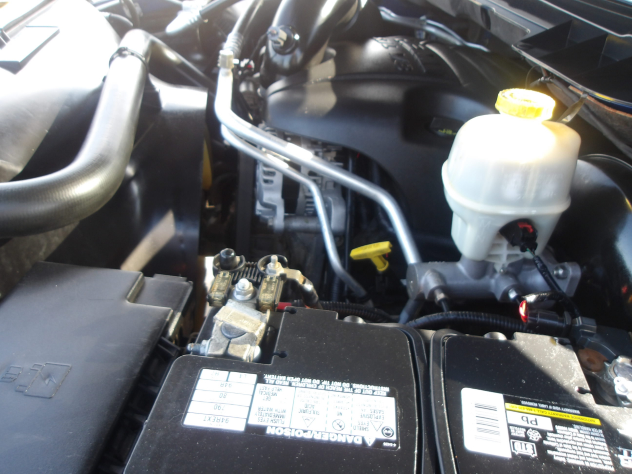 RAM 1500 2WD Crew Cab 140.5" Lone Star 2016