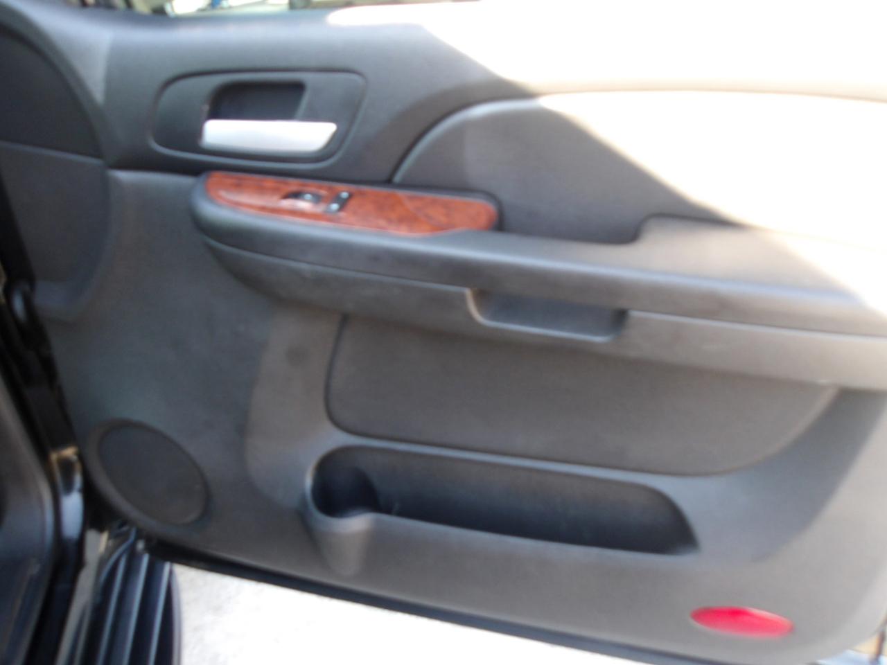 Chevrolet Tahoe 2WD 4dr 1500 LT w/2LT 2008