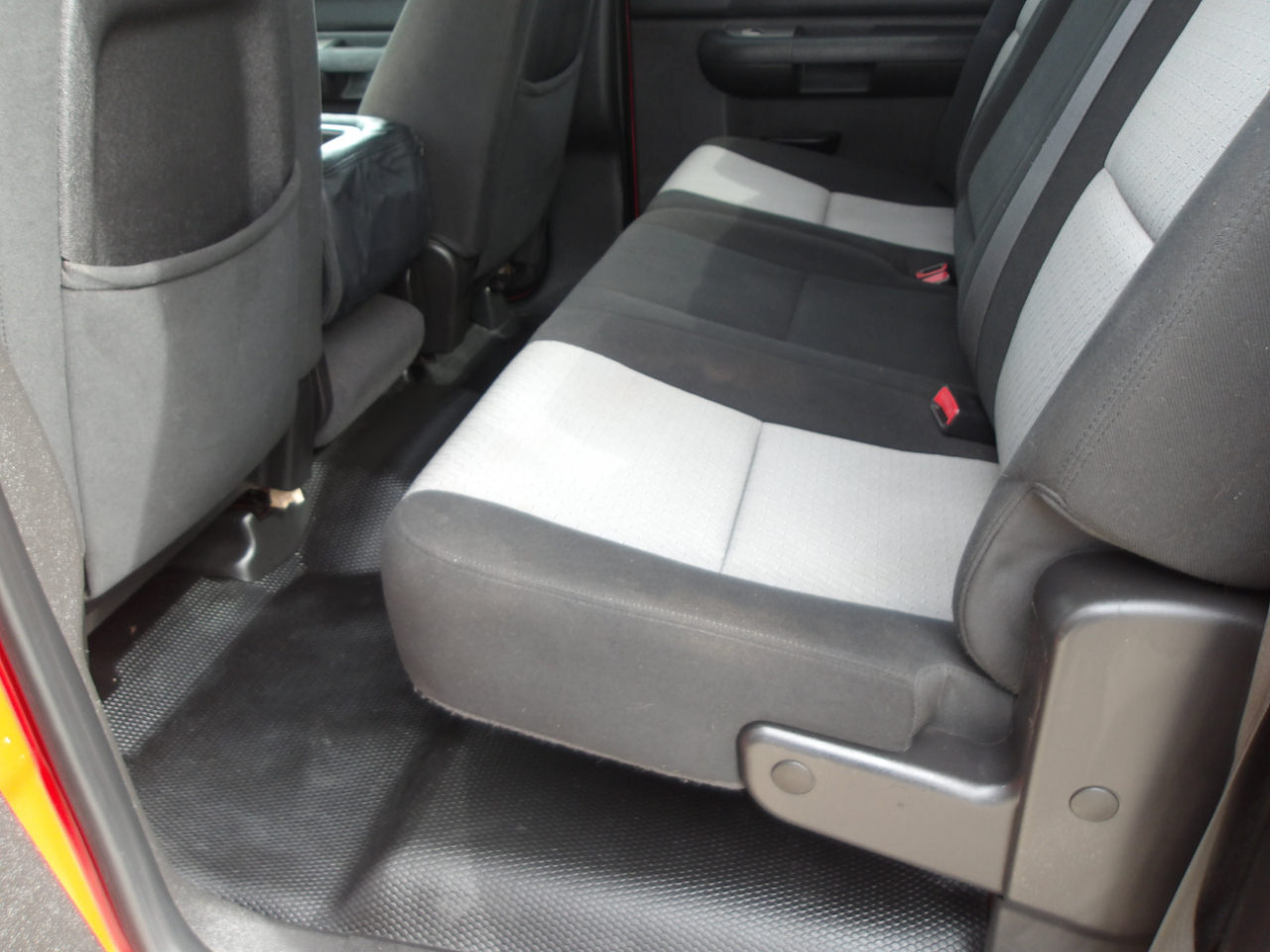 GMC Sierra 1500 2WD Crew Cab 143.5" SL 2009