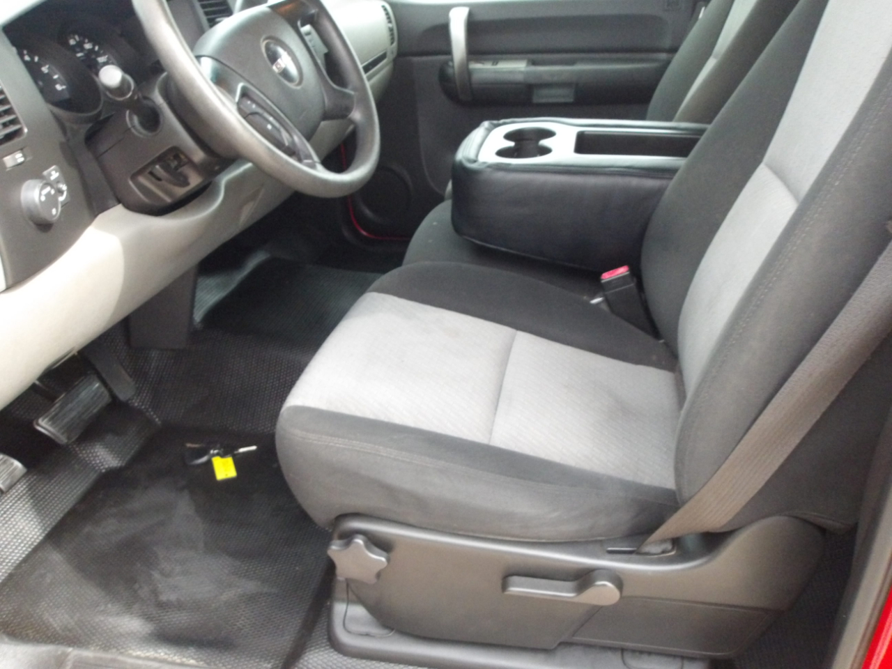 GMC Sierra 1500 2WD Crew Cab 143.5" SL 2009