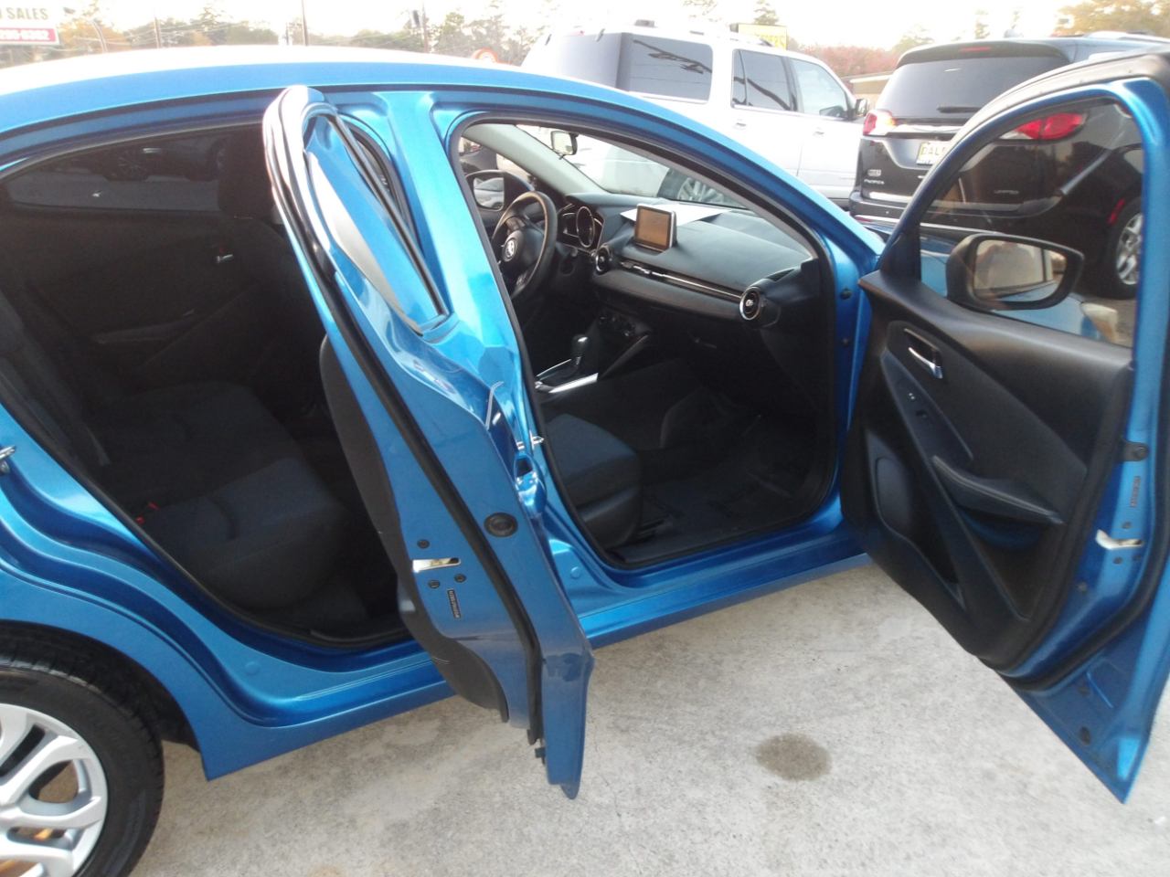 Toyota Yaris iA Auto (Natl) 2018