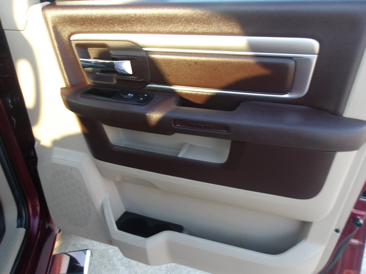 RAM 1500 2WD Crew Cab 140.5" Lone Star 2016