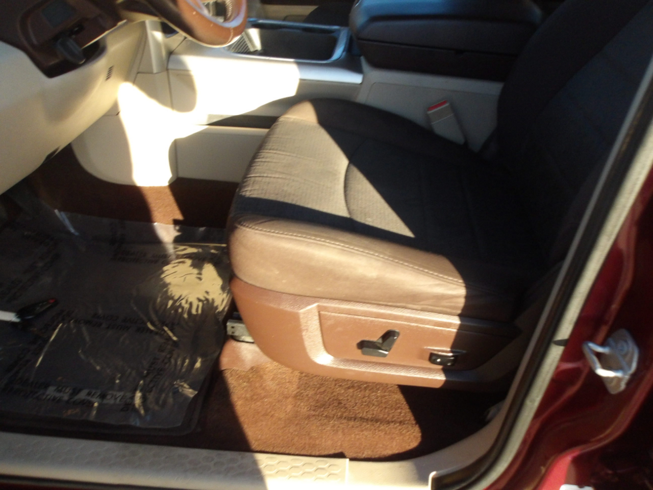 RAM 1500 2WD Crew Cab 140.5" Lone Star 2016