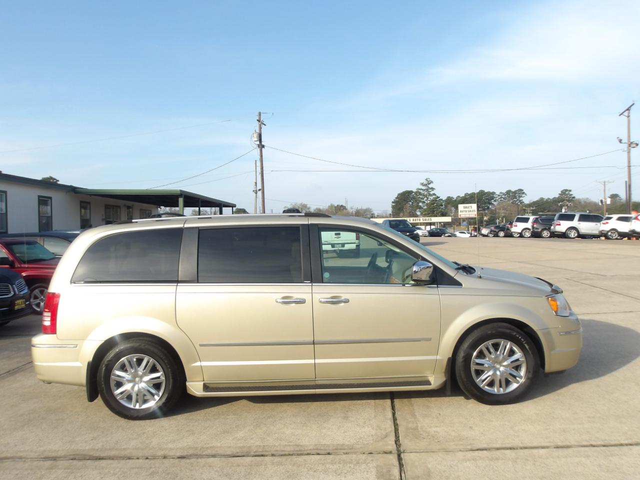 Chrysler Town & Country 4dr Wgn Limited 2010