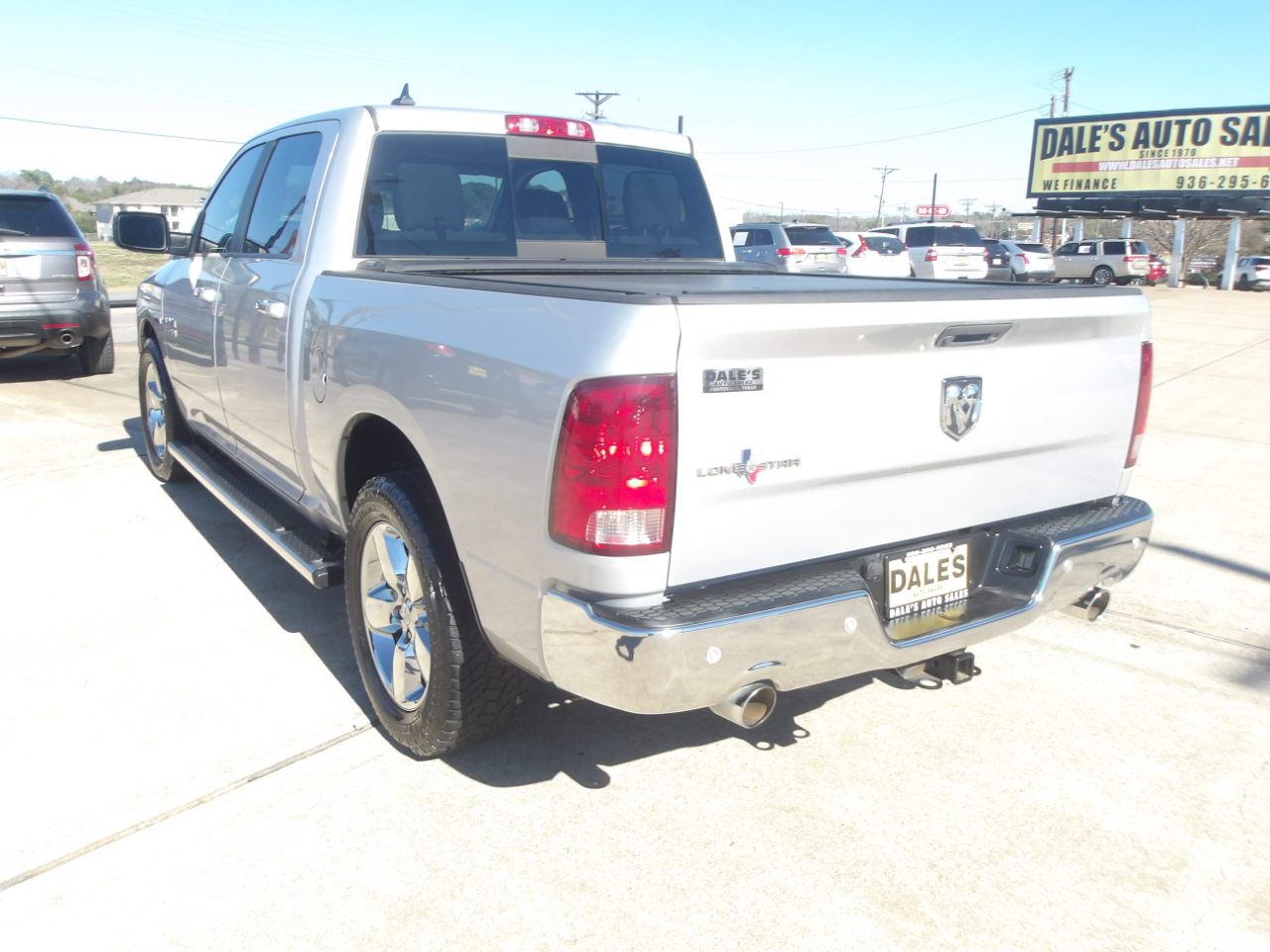 RAM 1500 2WD Crew Cab 140.5" Lone Star 2014