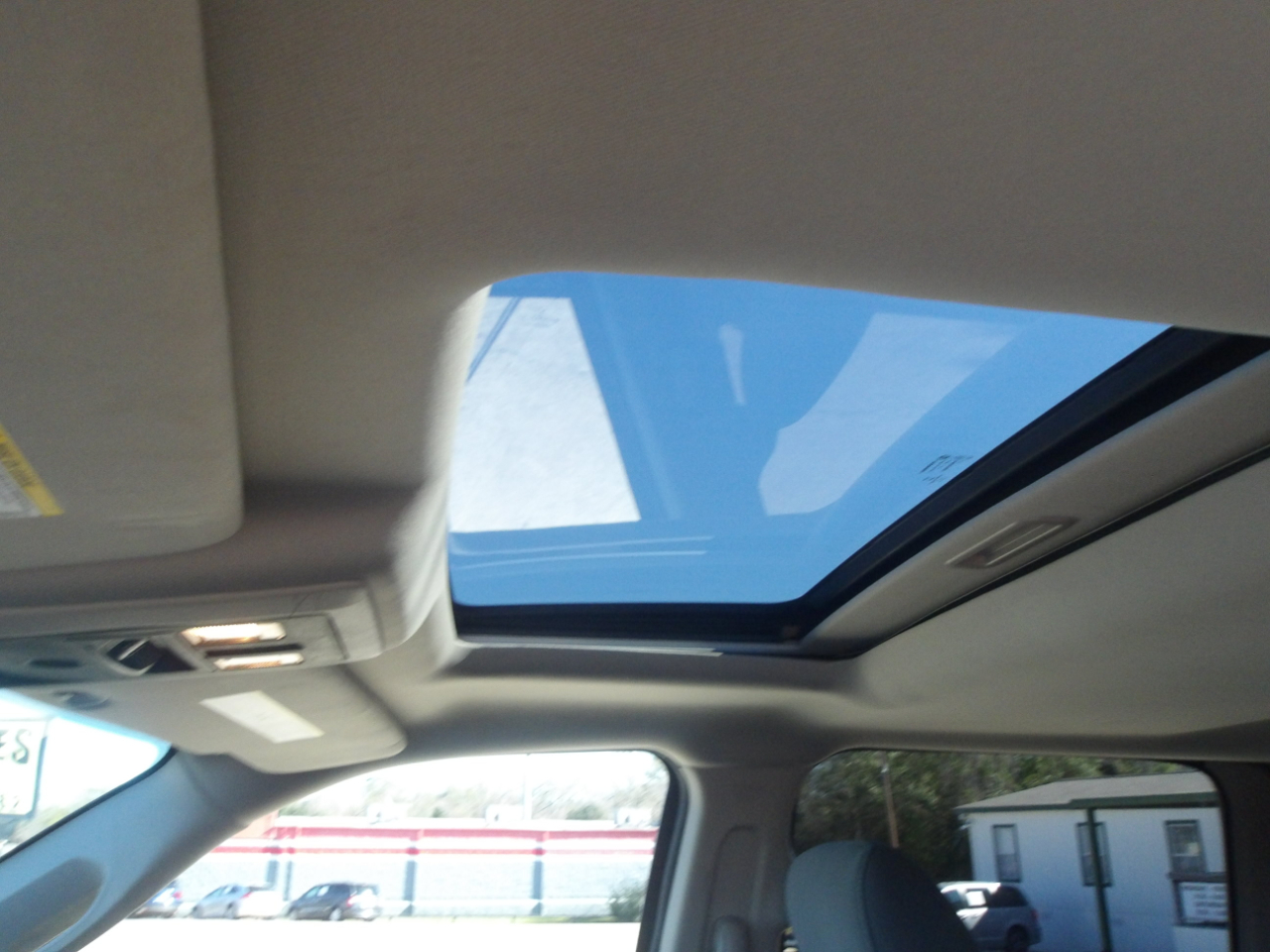 RAM 1500 2WD Crew Cab 140.5" Lone Star 2014