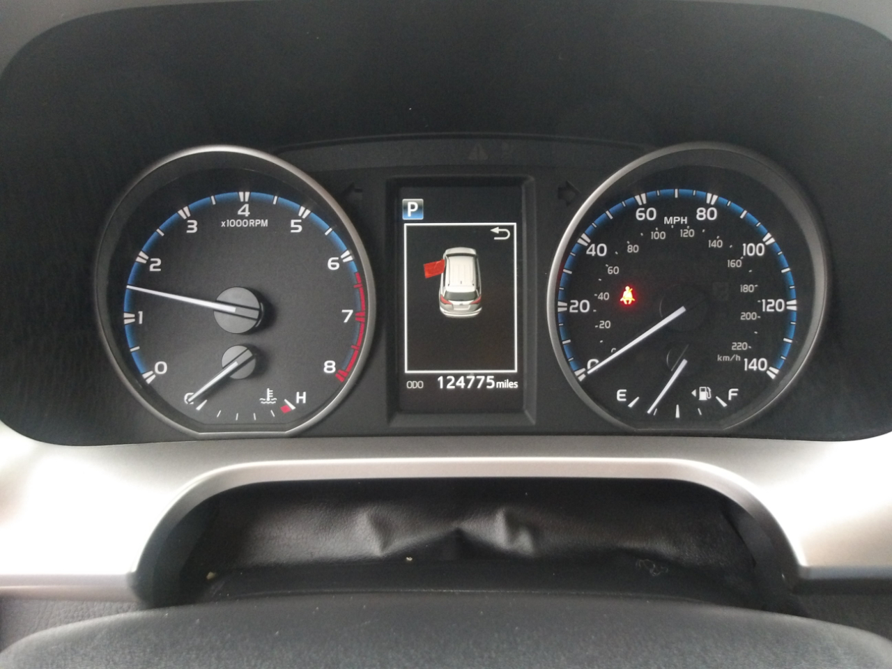 Toyota RAV4 XLE FWD 2017