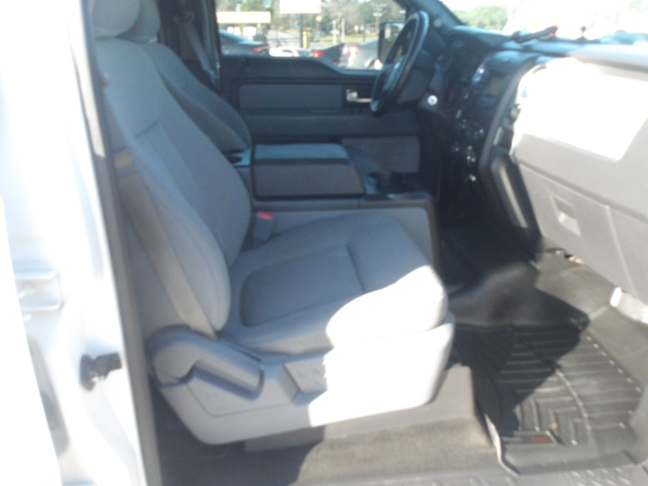 Ford F-150 2WD SuperCrew 145" XLT 2013