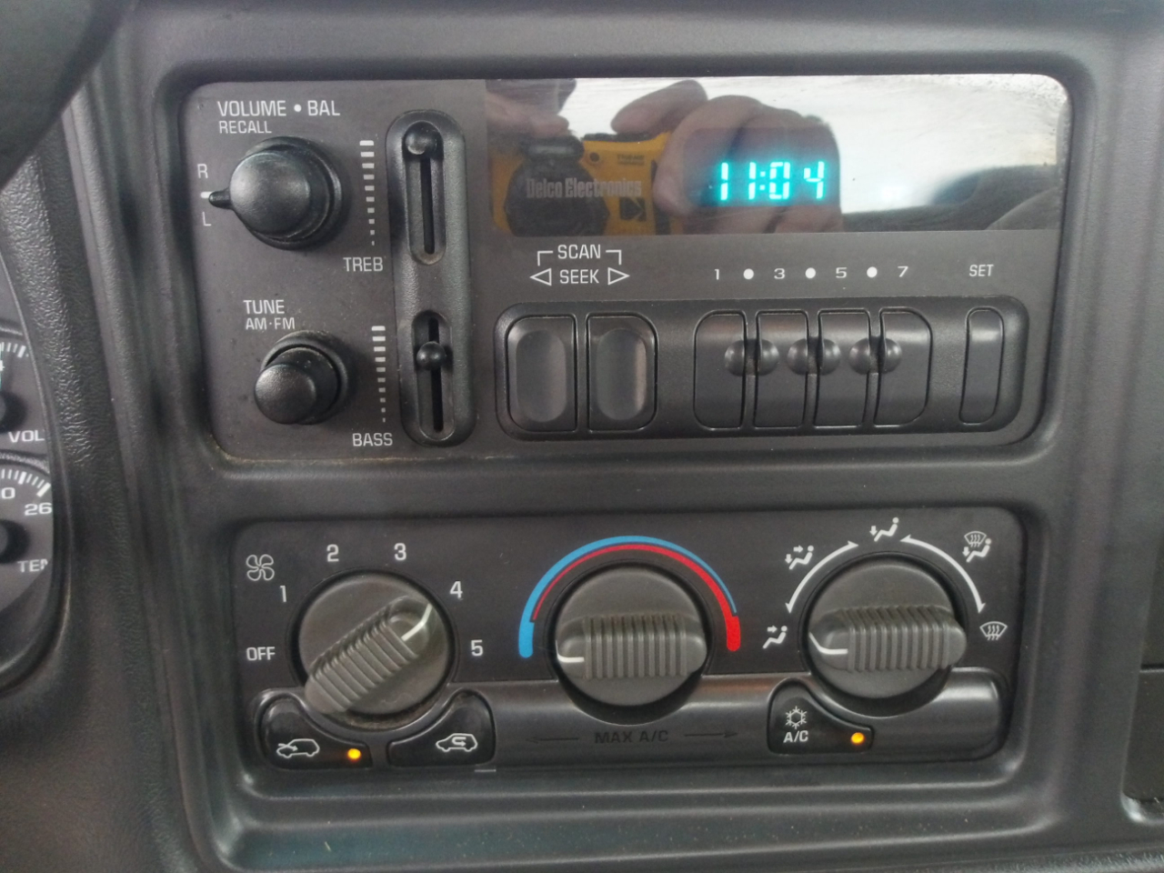 Chevrolet Silverado 2500HD Reg Cab 133" WB 2001