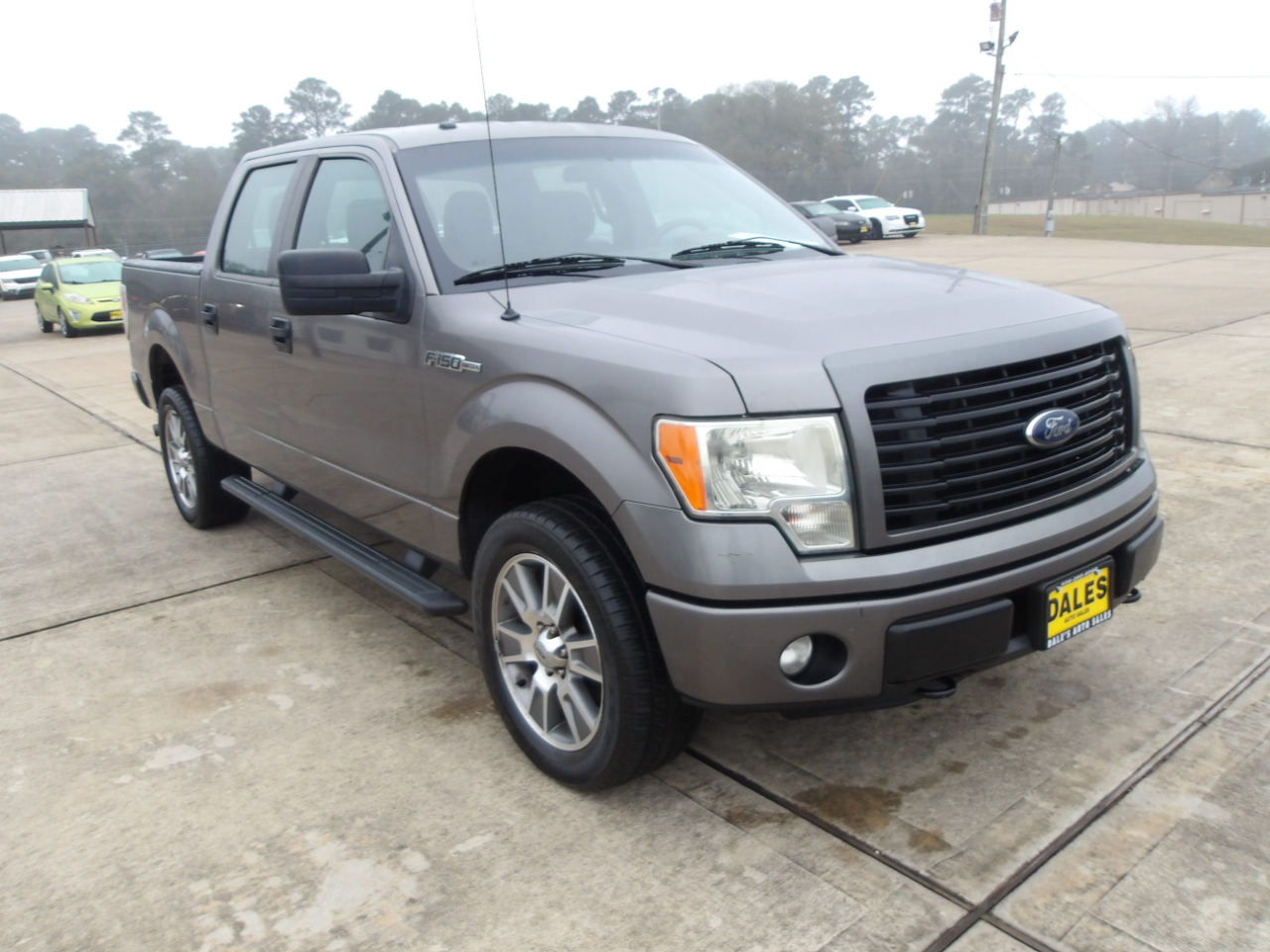 Ford F-150 4WD SuperCrew 145" STX 2014
