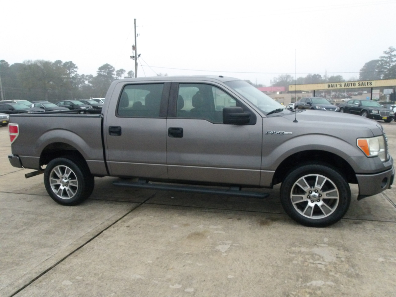 Ford F-150 4WD SuperCrew 145" STX 2014