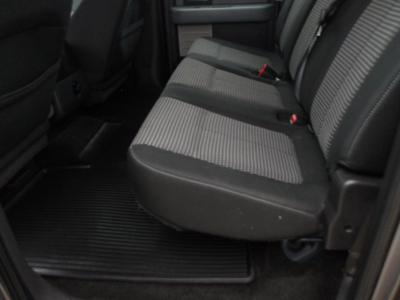 Ford F-150 4WD SuperCrew 145" STX 2014