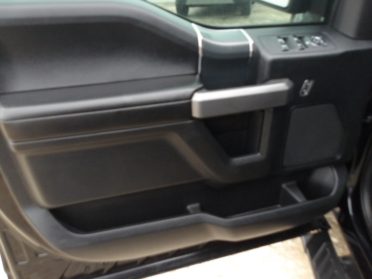 Ford F-150 XLT 2WD SuperCrew 5.5' Box 2018