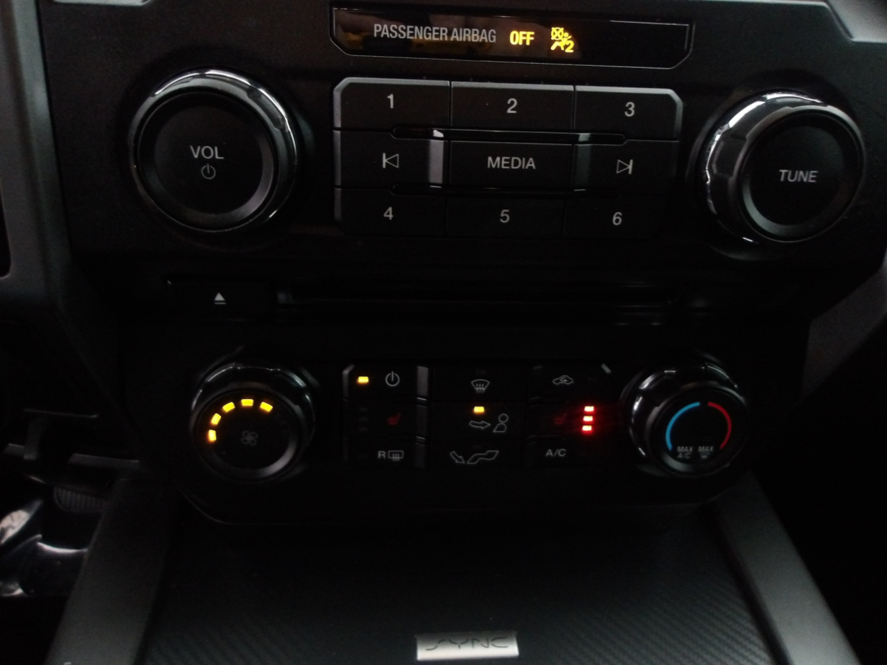 Ford F-150 XLT 2WD SuperCrew 5.5' Box 2018