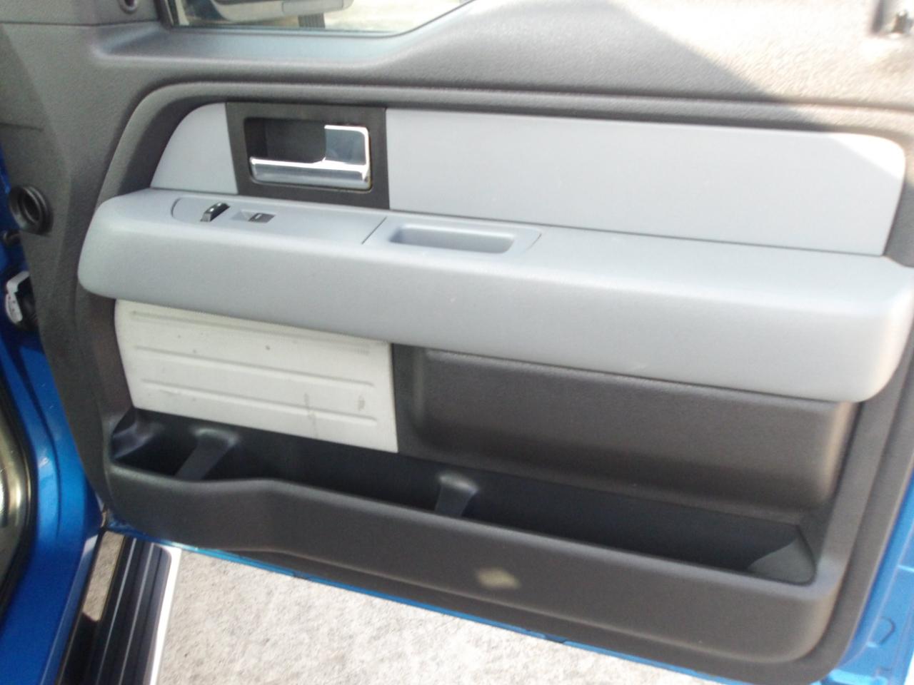 Ford F-150 2WD Reg Cab 126" STX 2013