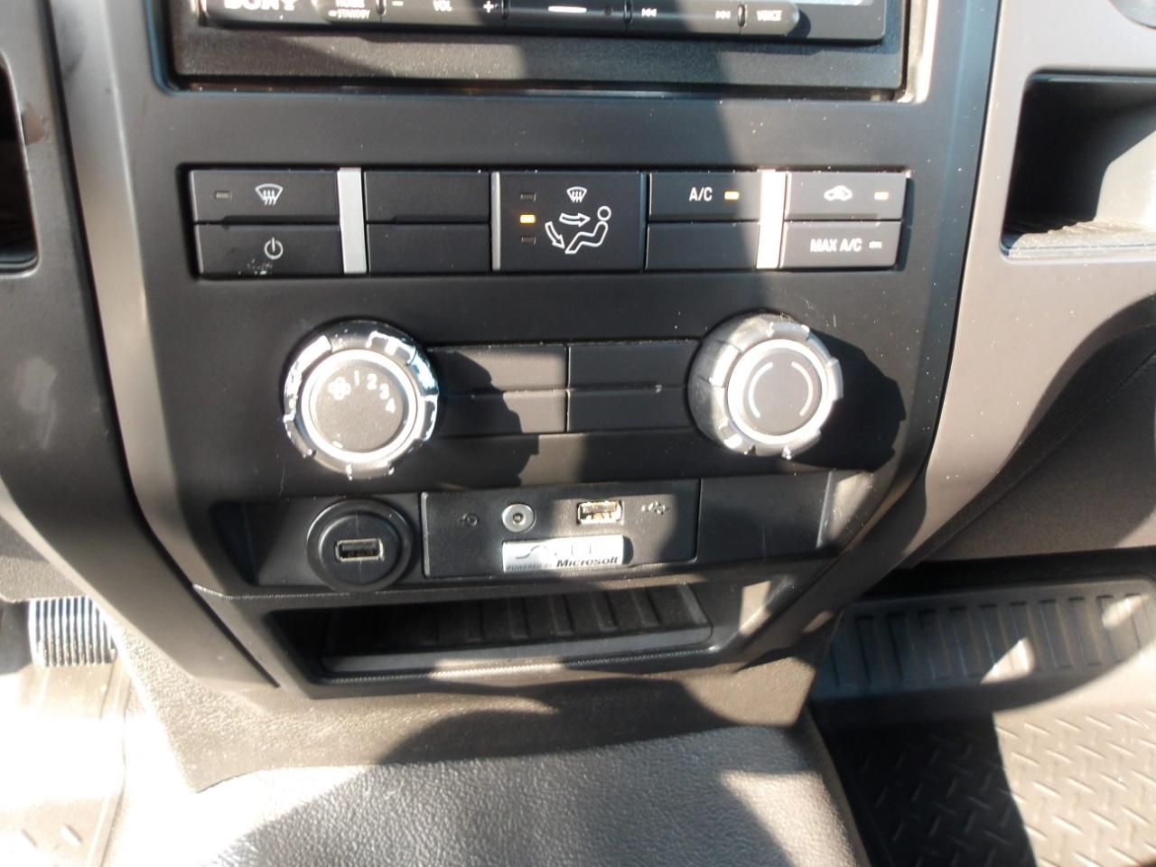 Ford F-150 2WD Reg Cab 126" STX 2013