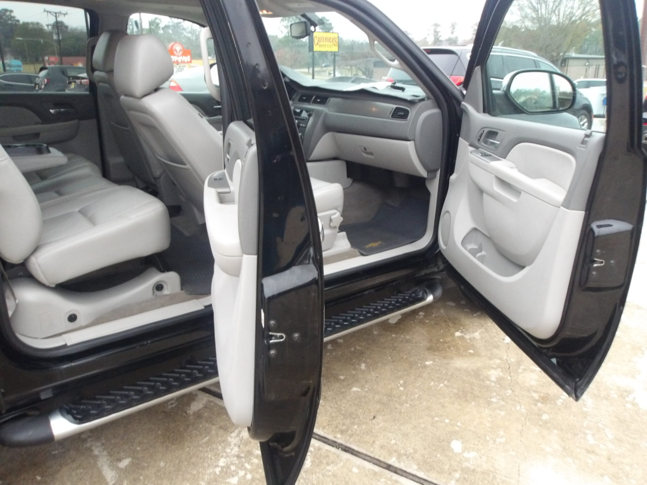 Chevrolet Avalanche 2WD Crew Cab LT 2013