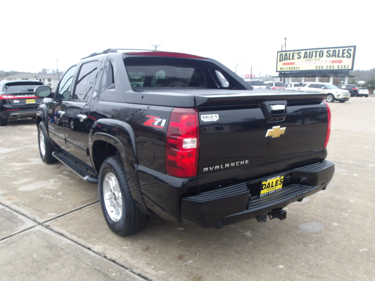 Chevrolet Avalanche 2WD Crew Cab LT 2013