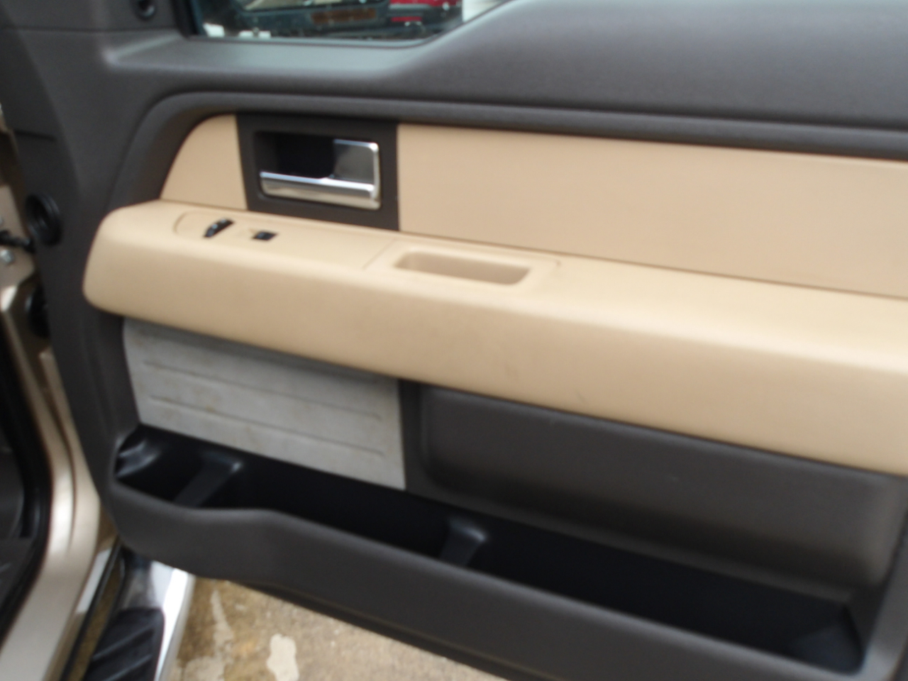 Ford F-150 4WD SuperCrew 145" XLT 2014