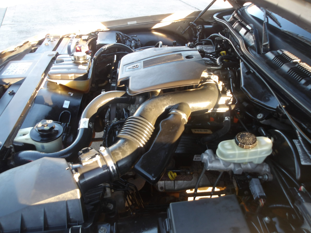 Mercury Grand Marquis 4dr Sdn LS Premium 2004