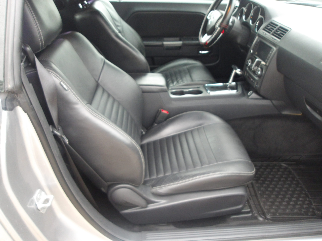 Dodge Challenger 2dr Cpe R/T Classic 2013