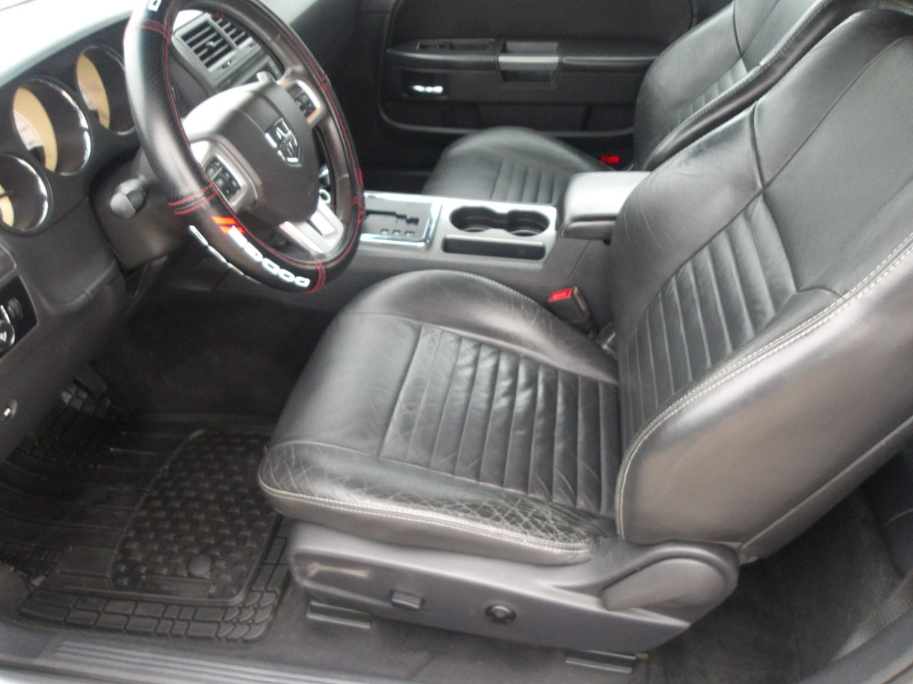 Dodge Challenger 2dr Cpe R/T Classic 2013