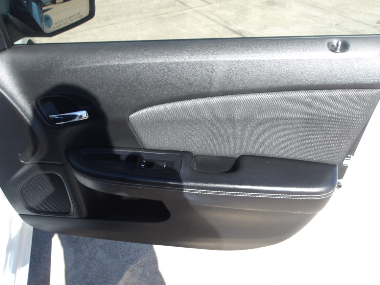 Dodge Avenger 4dr Sdn SE V6 2012