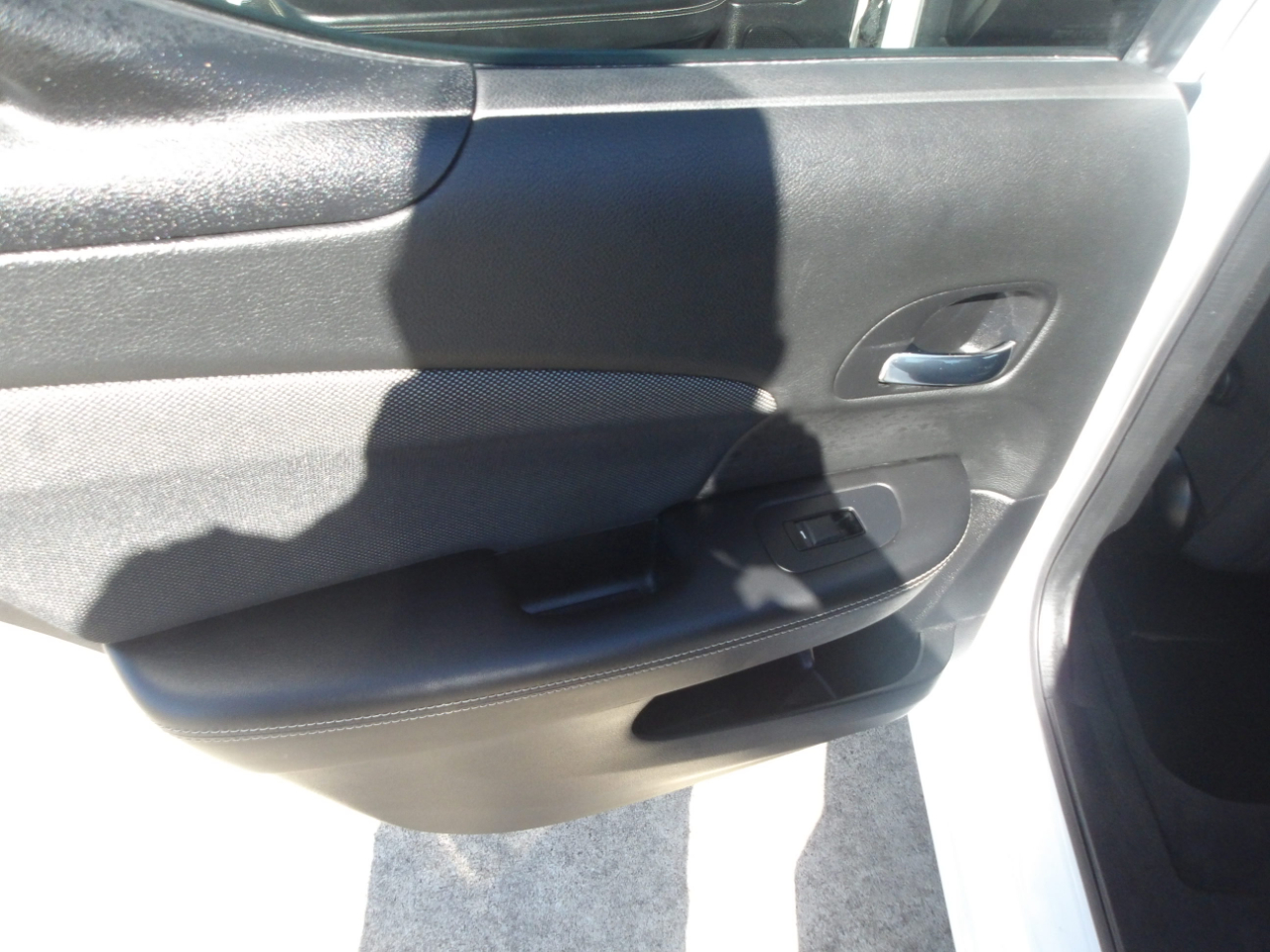 Dodge Avenger 4dr Sdn SE V6 2012