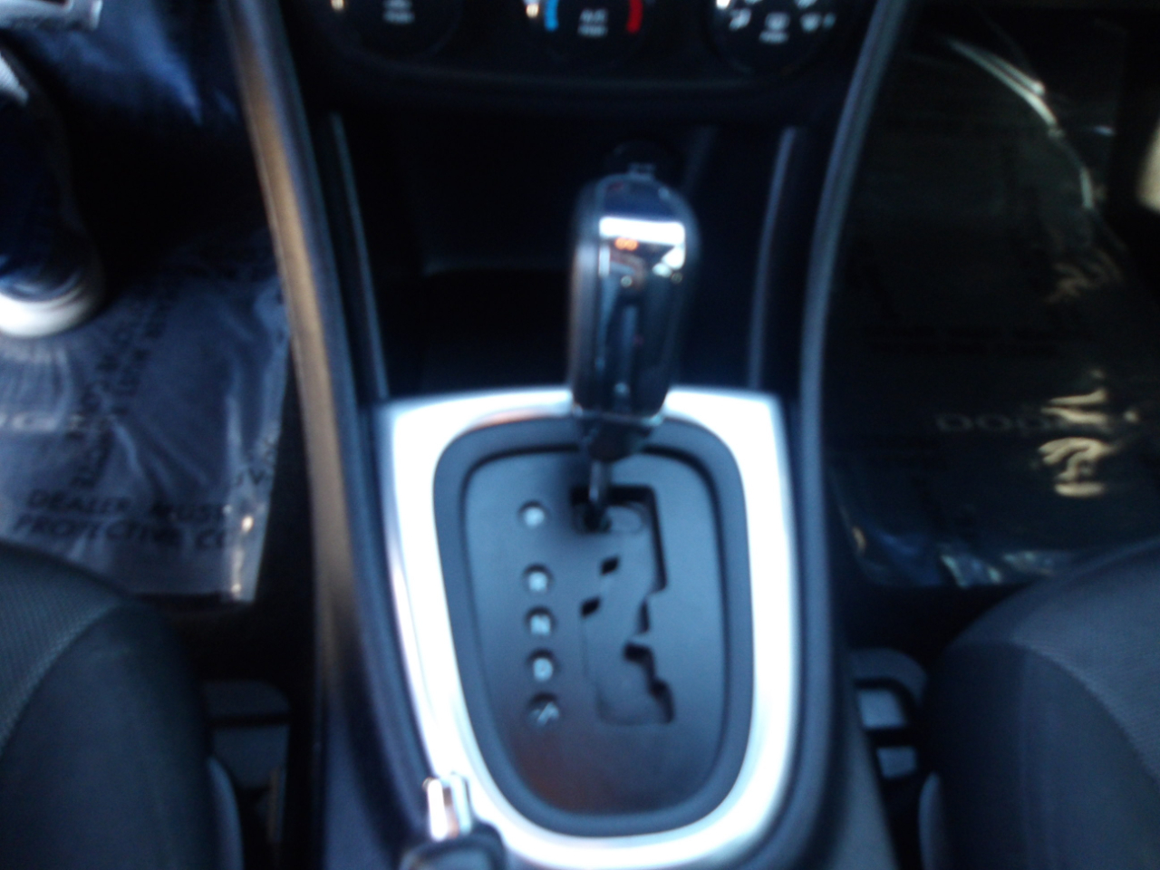 Dodge Avenger 4dr Sdn SE V6 2012