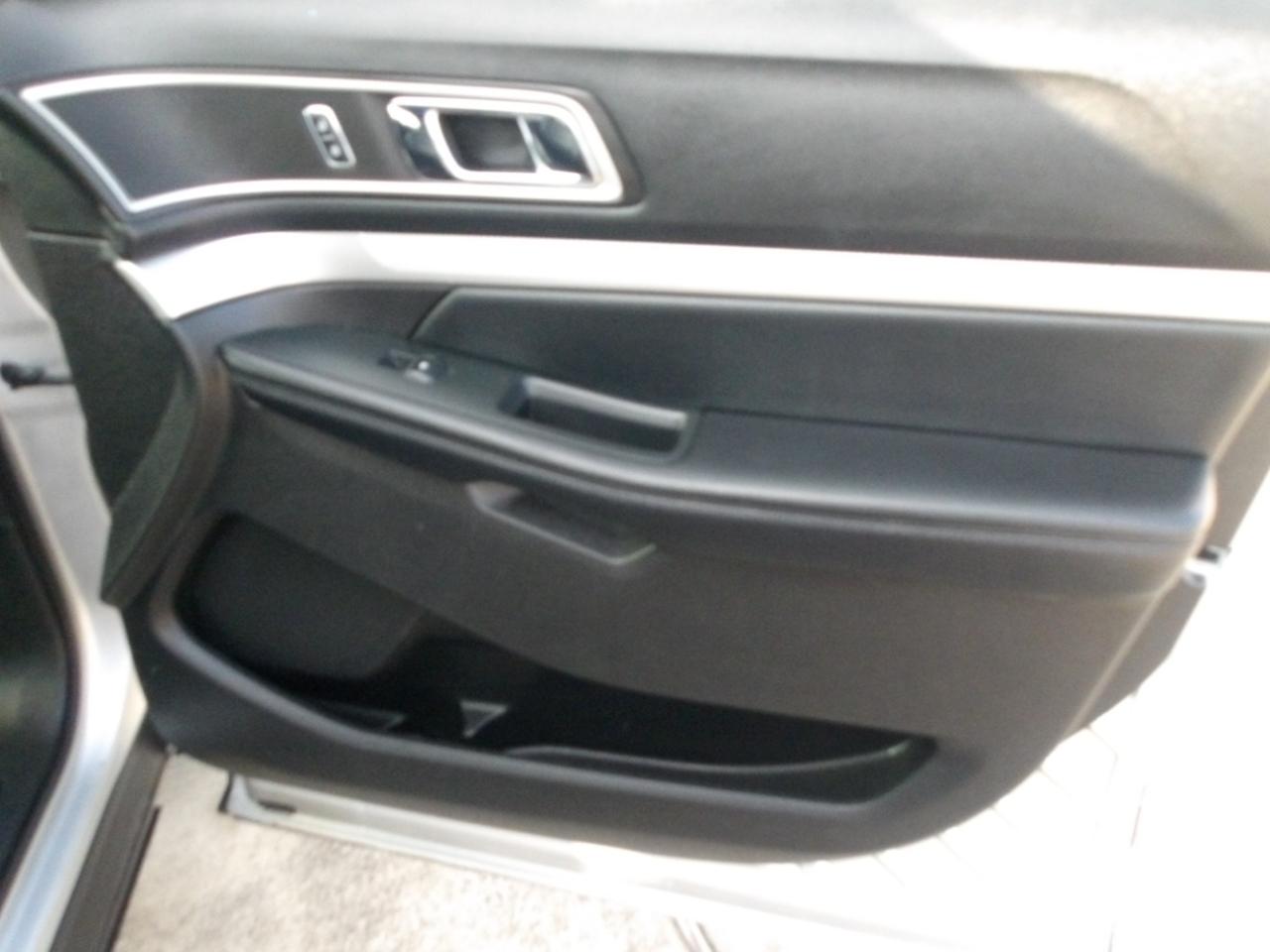 Ford Explorer XLT FWD 2017