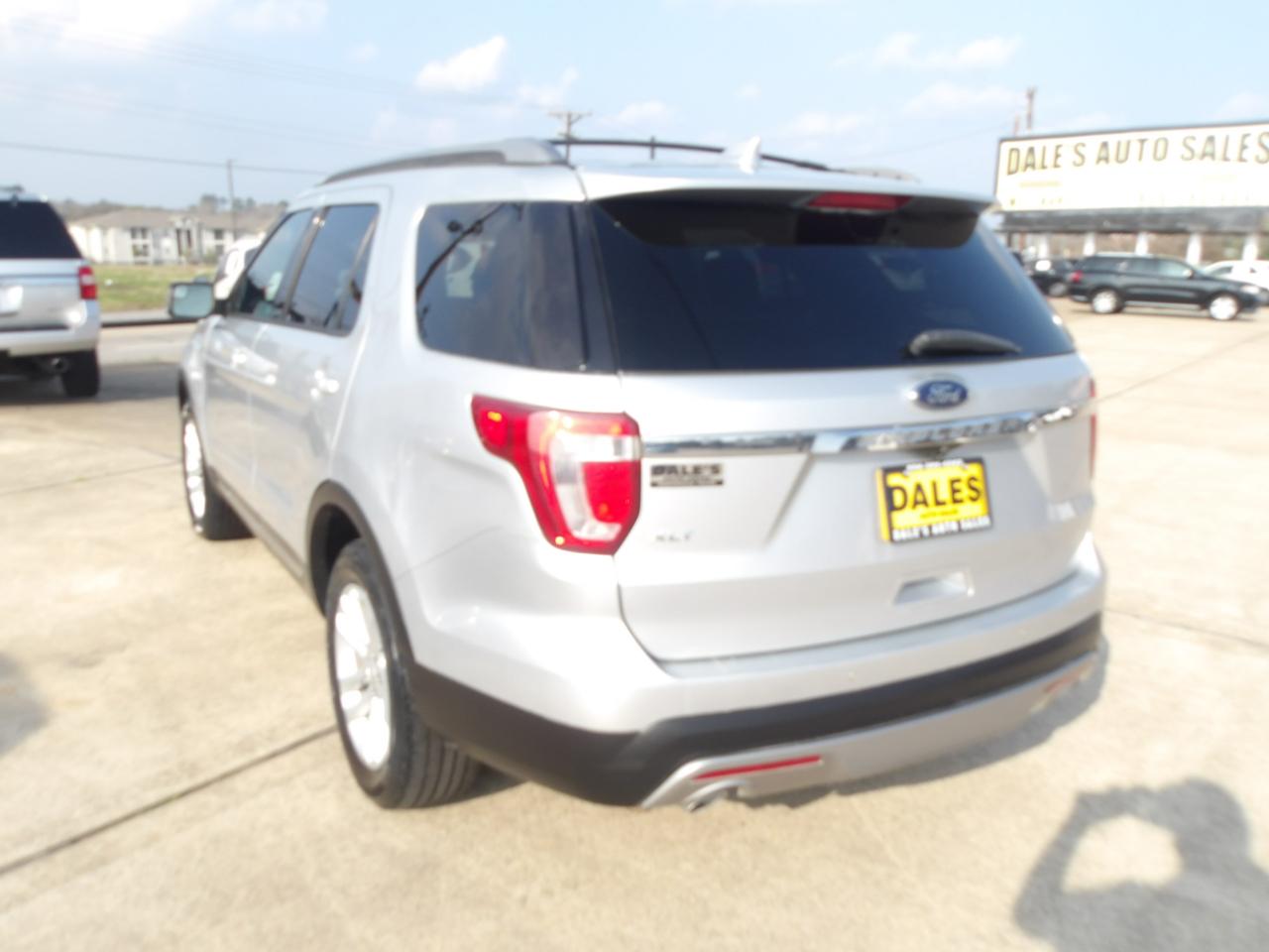 Ford Explorer XLT FWD 2017