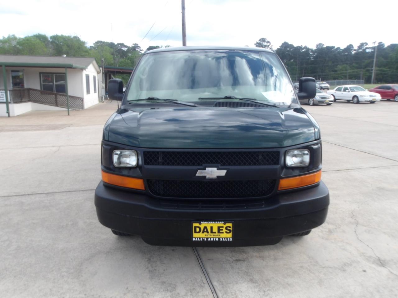 Chevrolet Express Cargo Van RWD 1500 135" 2007