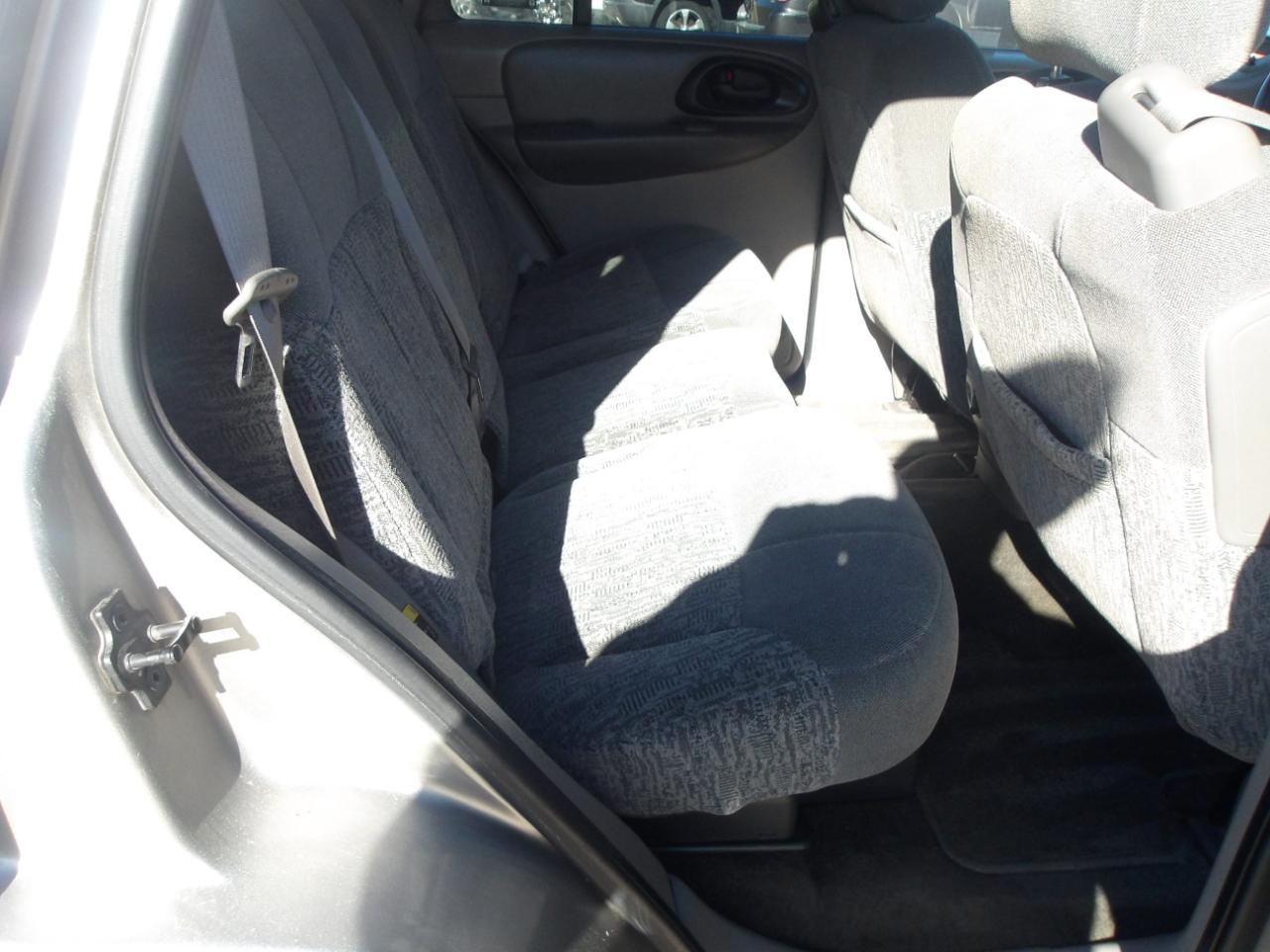 Chevrolet TrailBlazer 4dr 2WD LS 2002