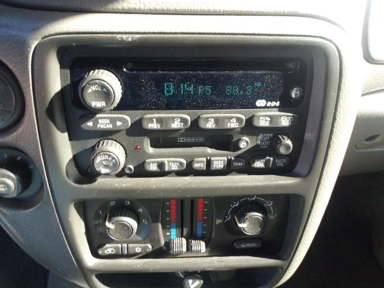 Chevrolet TrailBlazer 4dr 2WD LS 2002