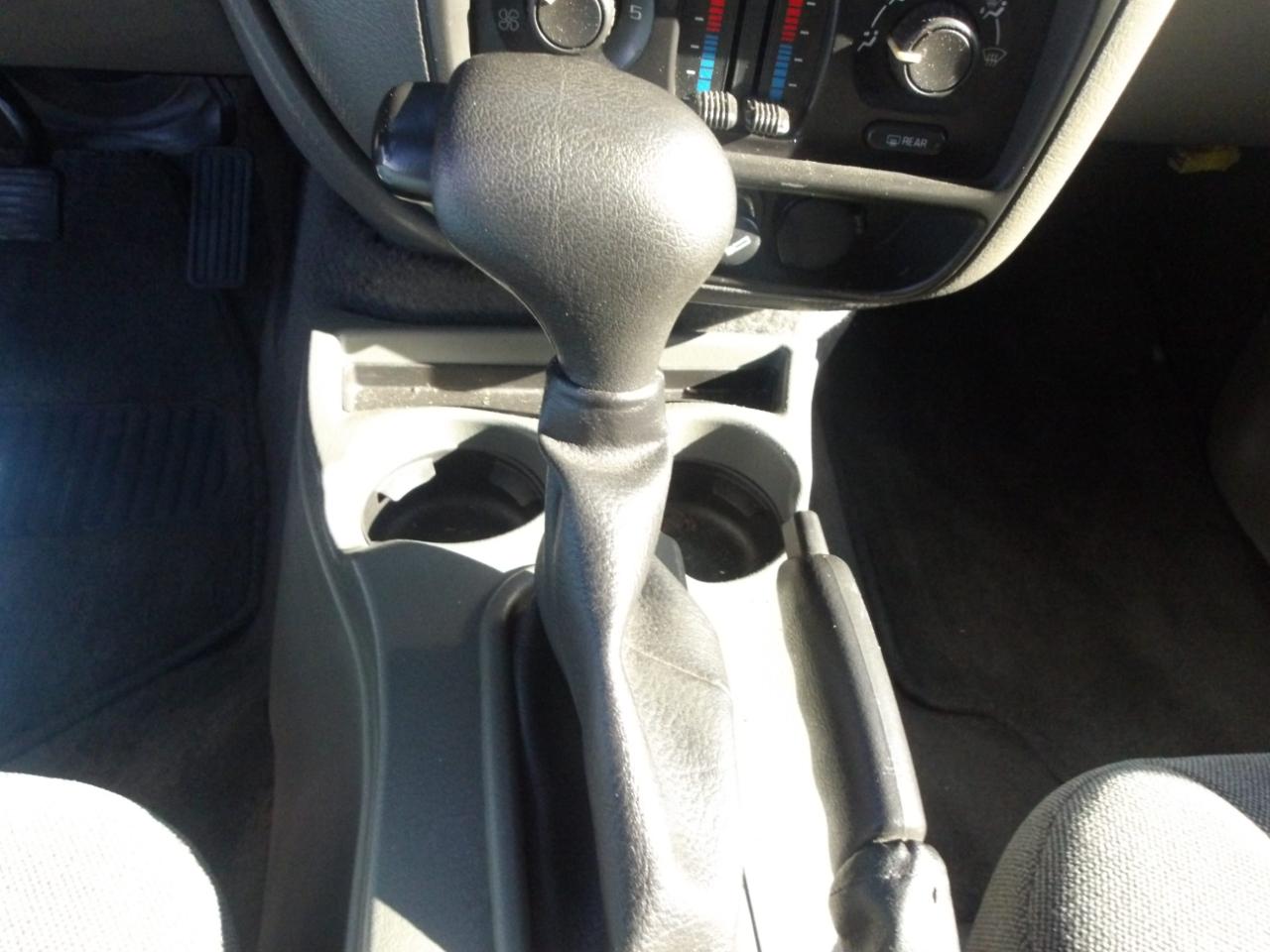 Chevrolet TrailBlazer 4dr 2WD LS 2002