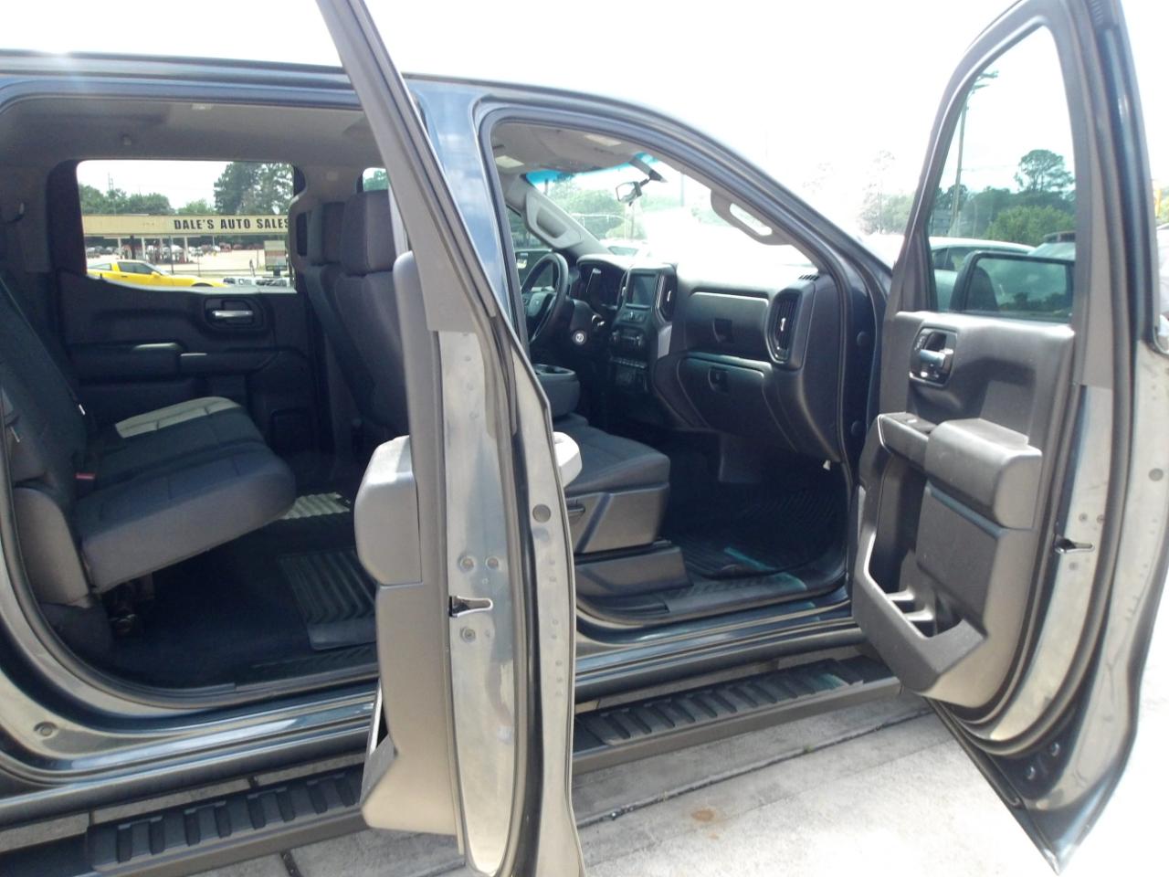 Chevrolet Silverado 1500 2WD Crew Cab 147" Custom 2020