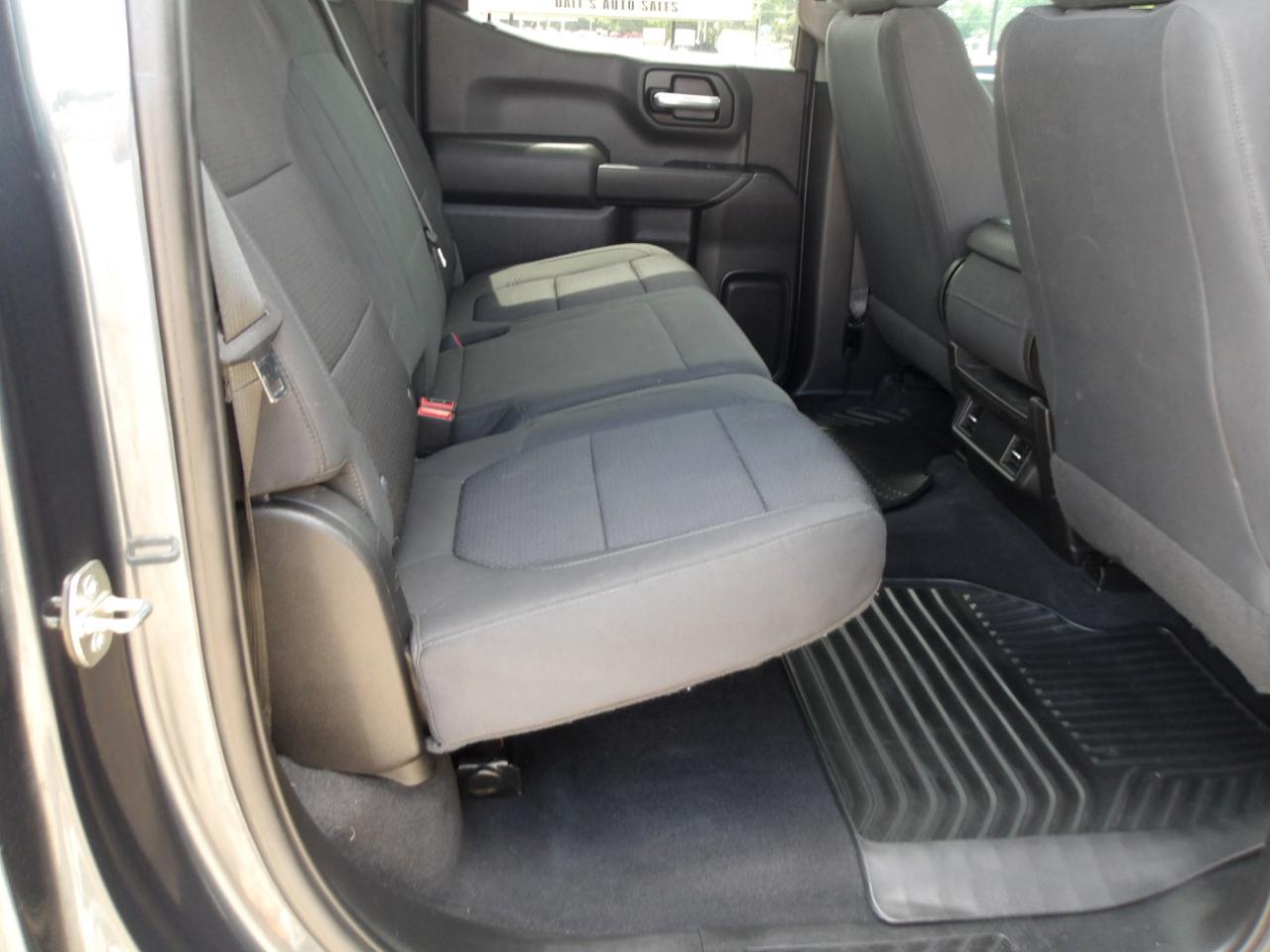 Chevrolet Silverado 1500 2WD Crew Cab 147" Custom 2020